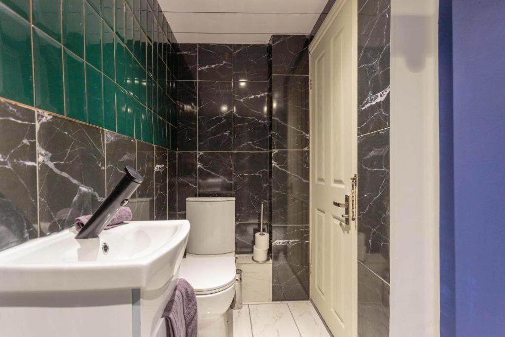 Beautiful Boutique Edinburgh Abode - Sleeps 4 EDI Exterior photo